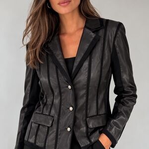 Tuzzi Black Stretch Blazer Jacket Women's EU 40 US 10 Tailored Button Front Germ